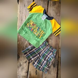Y2K SESAME STREET SZ 12M VGUC 2pc set GREEN YELLOW Logo Top Plaid Shorts Outfit